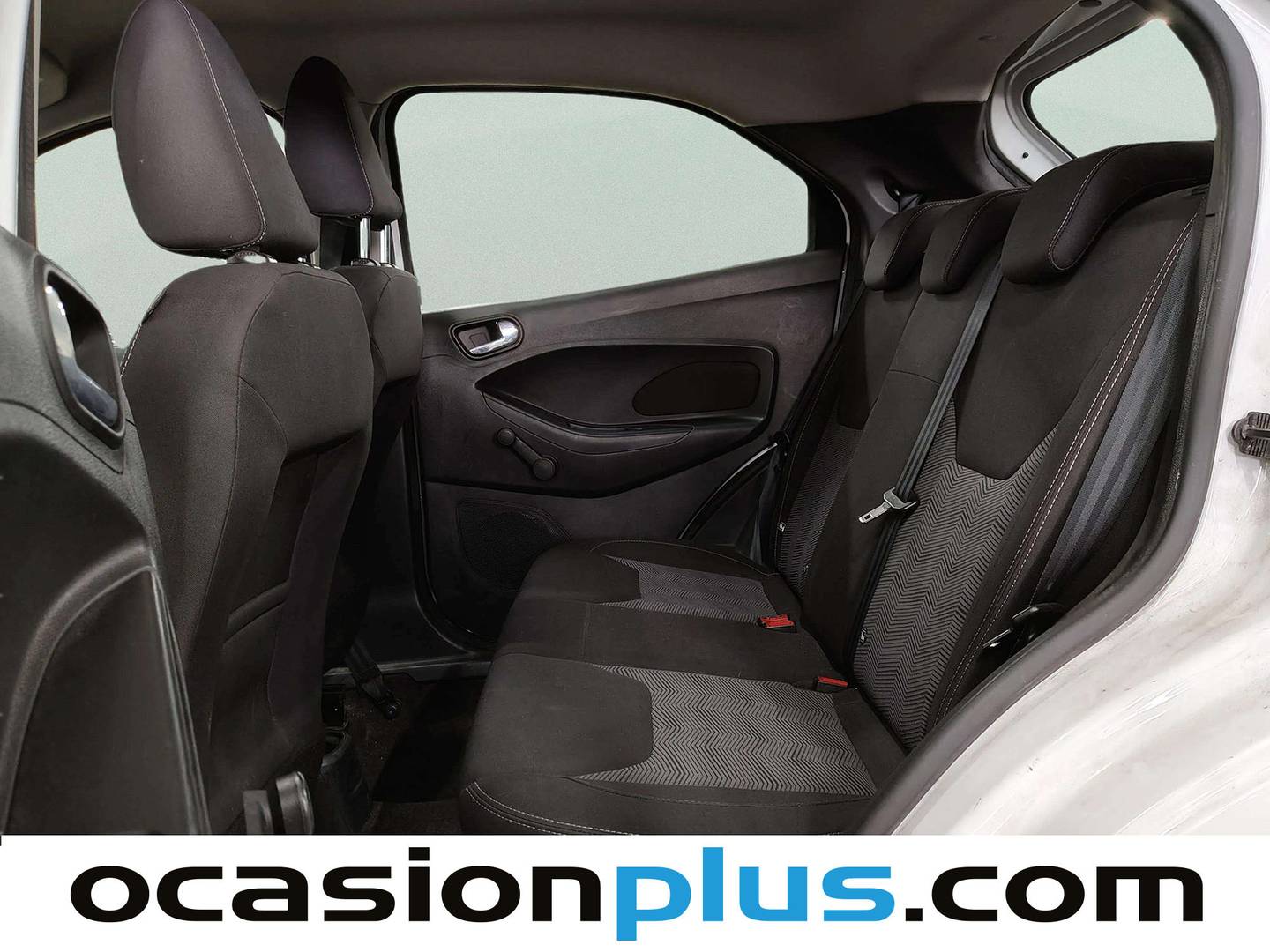 Foto asientos traseros Ford Ka+ Ford Ka+ 1.2 Ti-VCT Essential (70 CV)