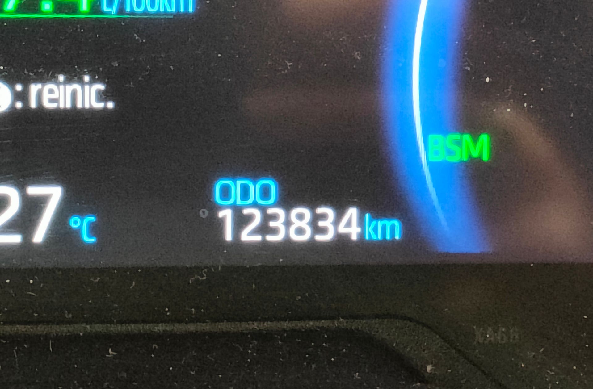 Toyota RAV4 2.5l Hybrid Luxury - foto 10