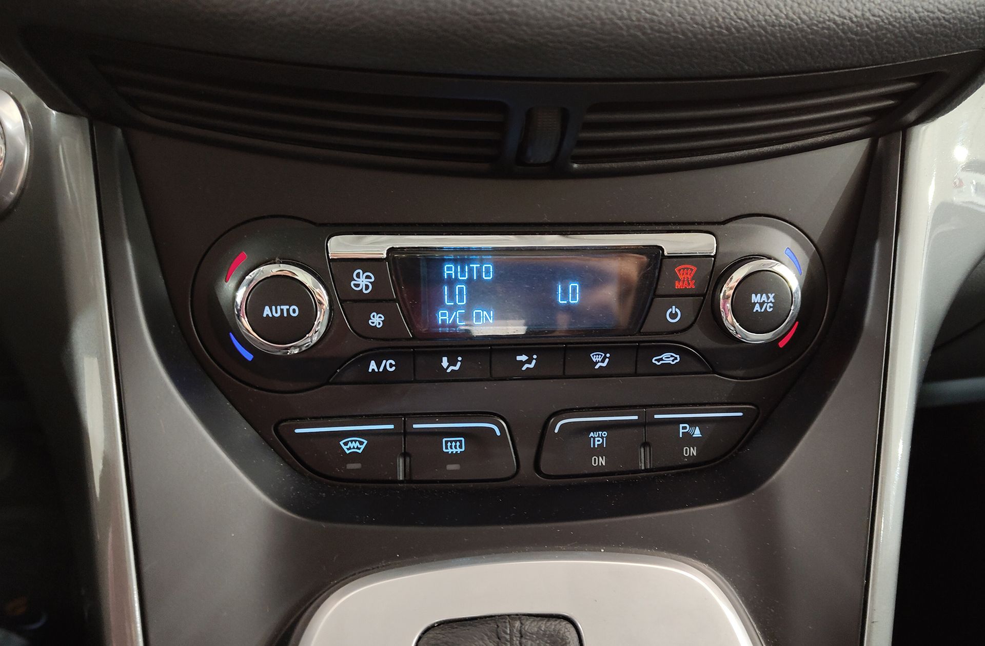 Ford C-Max 2.0 TDCi Titanium Powershift - foto 30