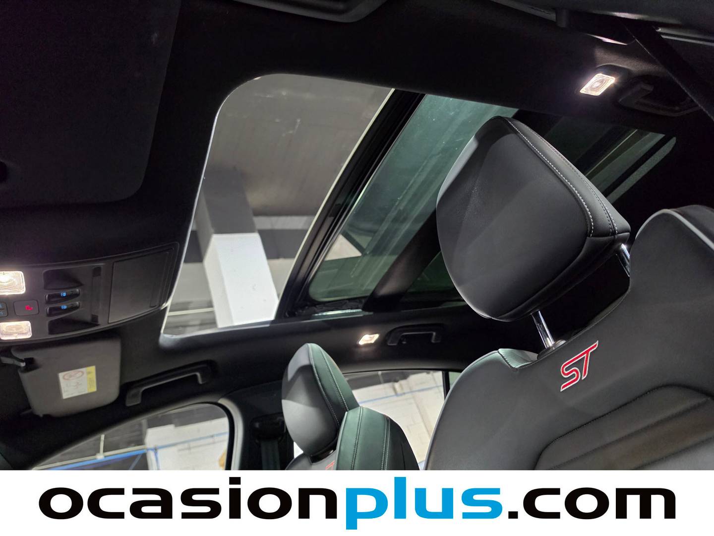 Extras y acabados del Ford Focus Ford Focus 2.3 EcoBoost ST (280 CV)