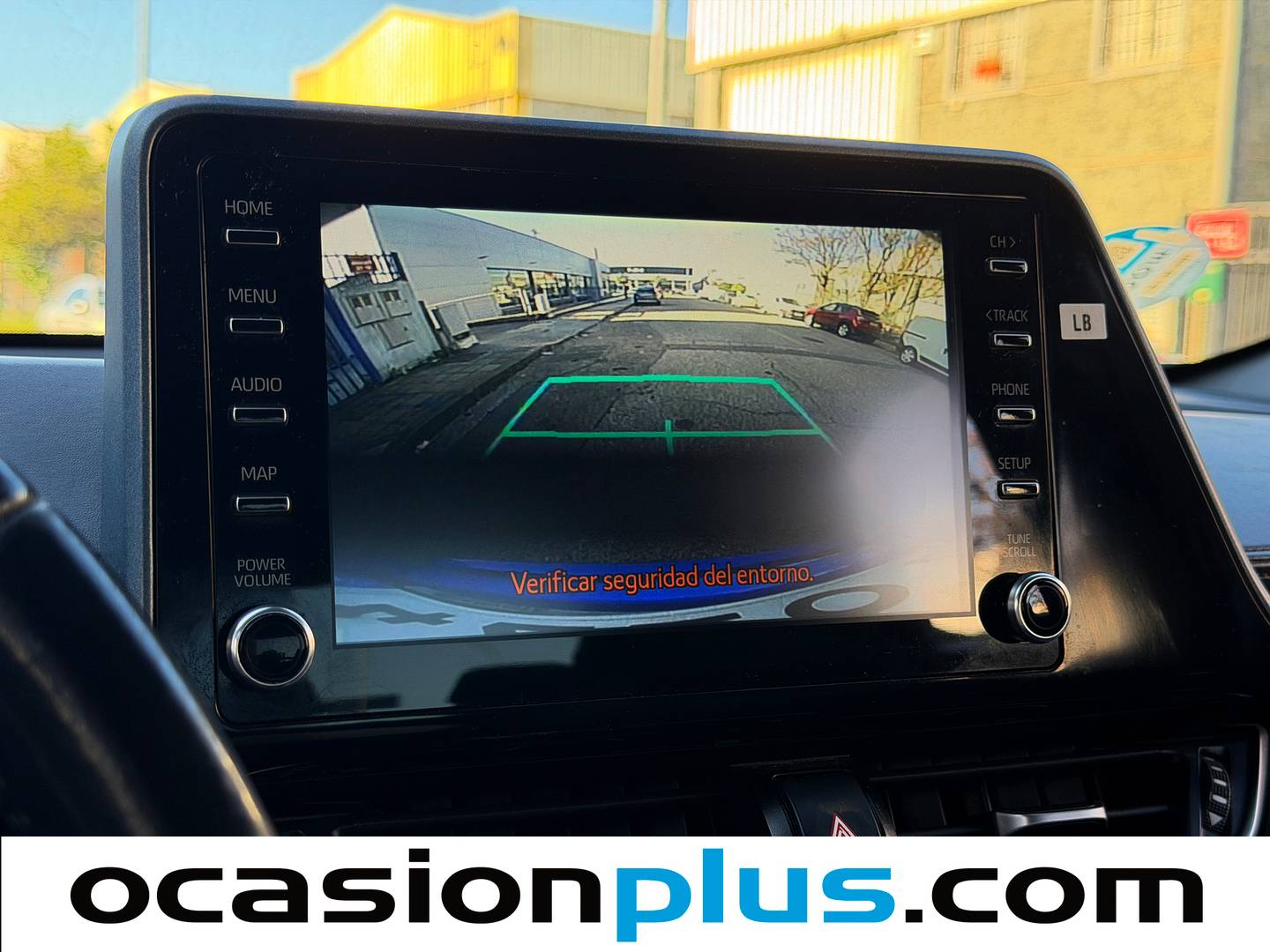 Extras y acabados del Toyota C-HR Toyota C-HR 1.8 125H Advance (122 CV)