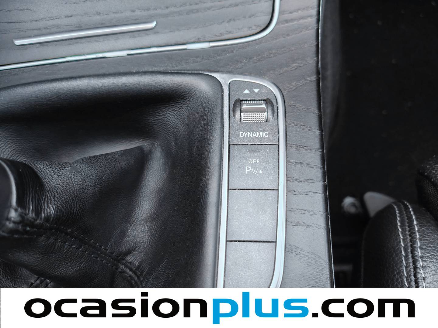 Extras del Mercedes Clase C Mercedes Clase C Coupe 220 d AMG Line (170 CV)