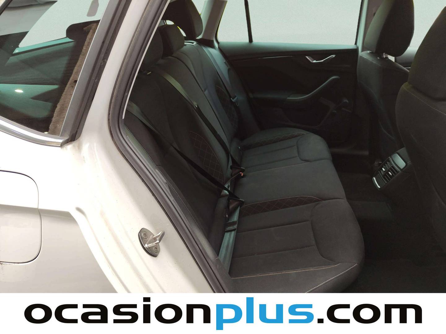 Skoda Kamiq Skoda Kamiq 1.0 TSI Emotion  (110 CV) al mejor precio