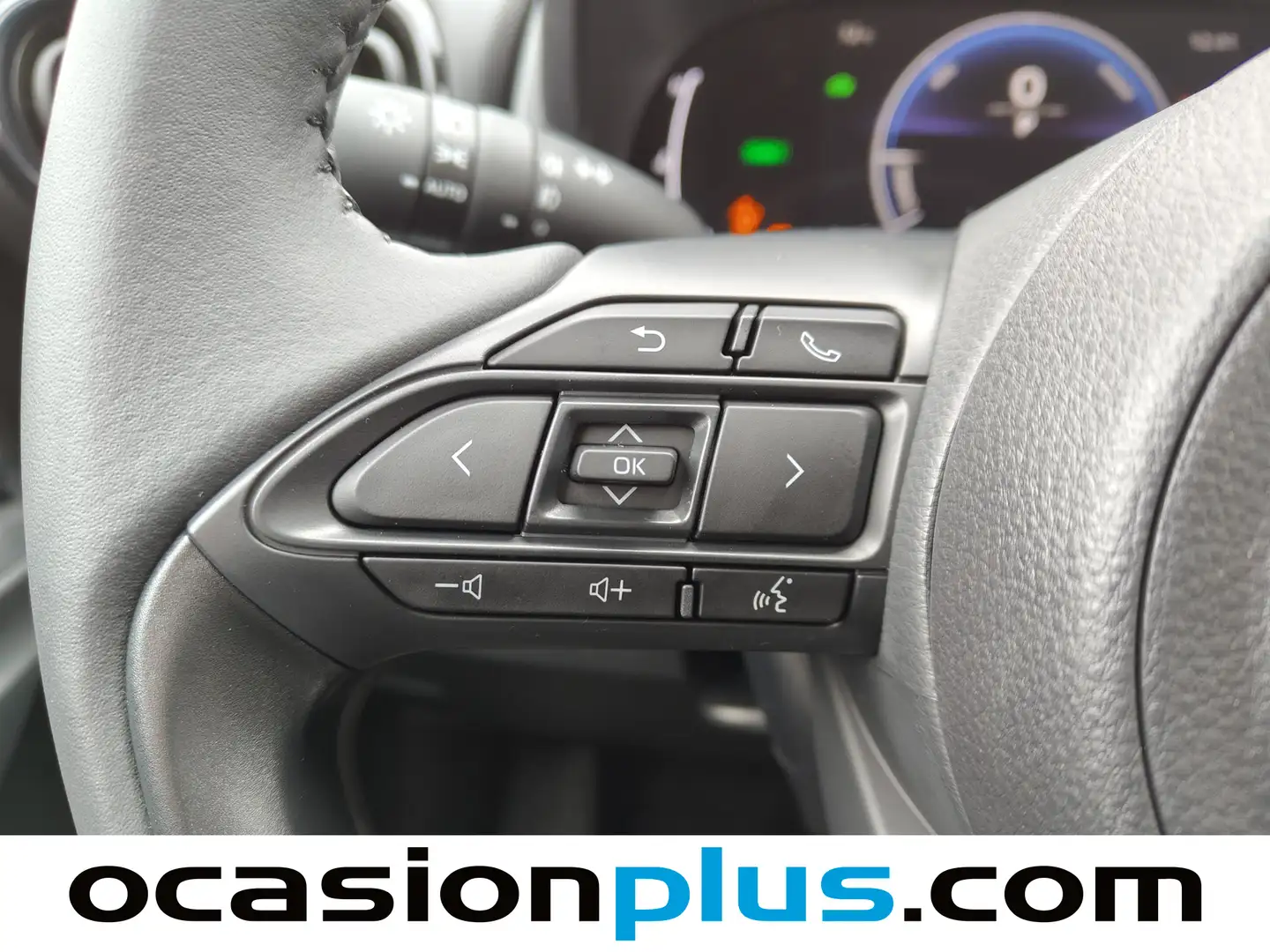 Foto Toyota Yaris Cross Toyota Yaris Cross 120H Business Plus (116 CV)