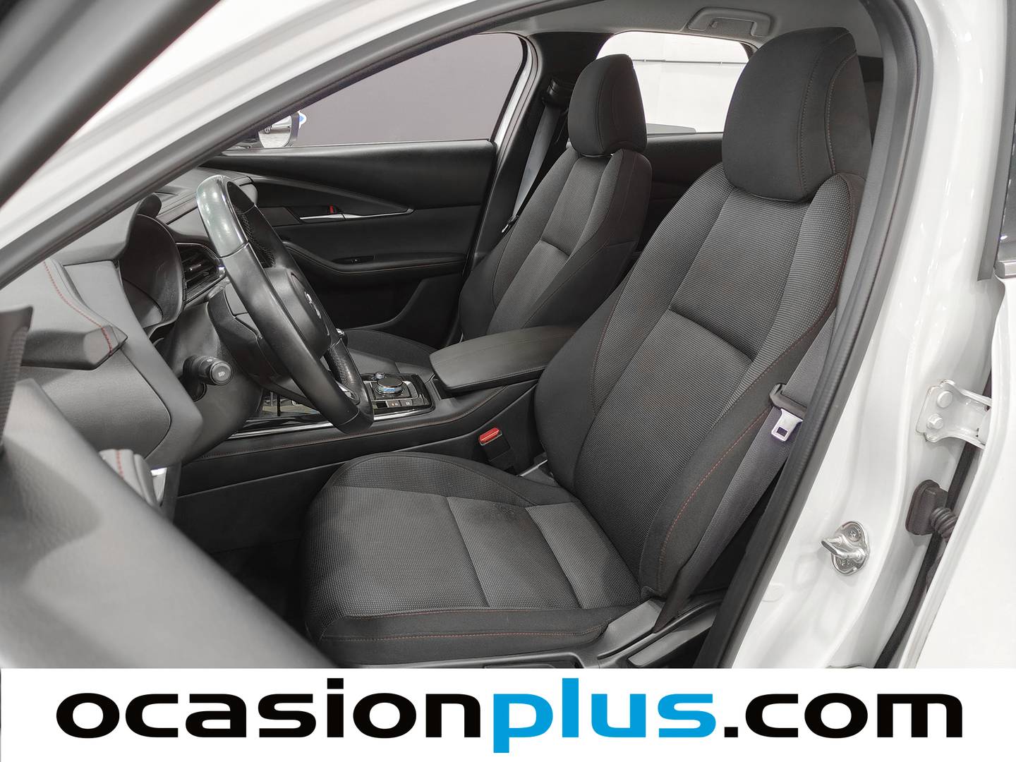Foto asientos delanteros Mazda CX-30 Mazda CX-30 2.0 e-SKYACTIV-X Homura 2WD (186 CV)