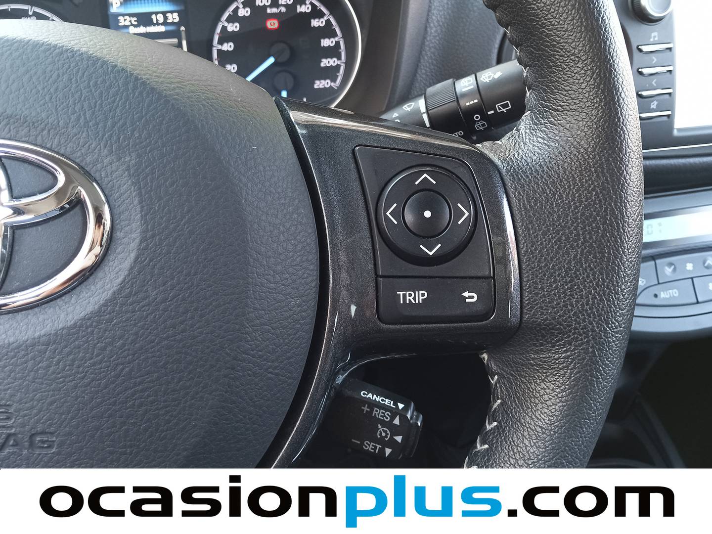 Foto Toyota Yaris Toyota Yaris 1.5 100H Feel 20 Aniversario (100 CV)