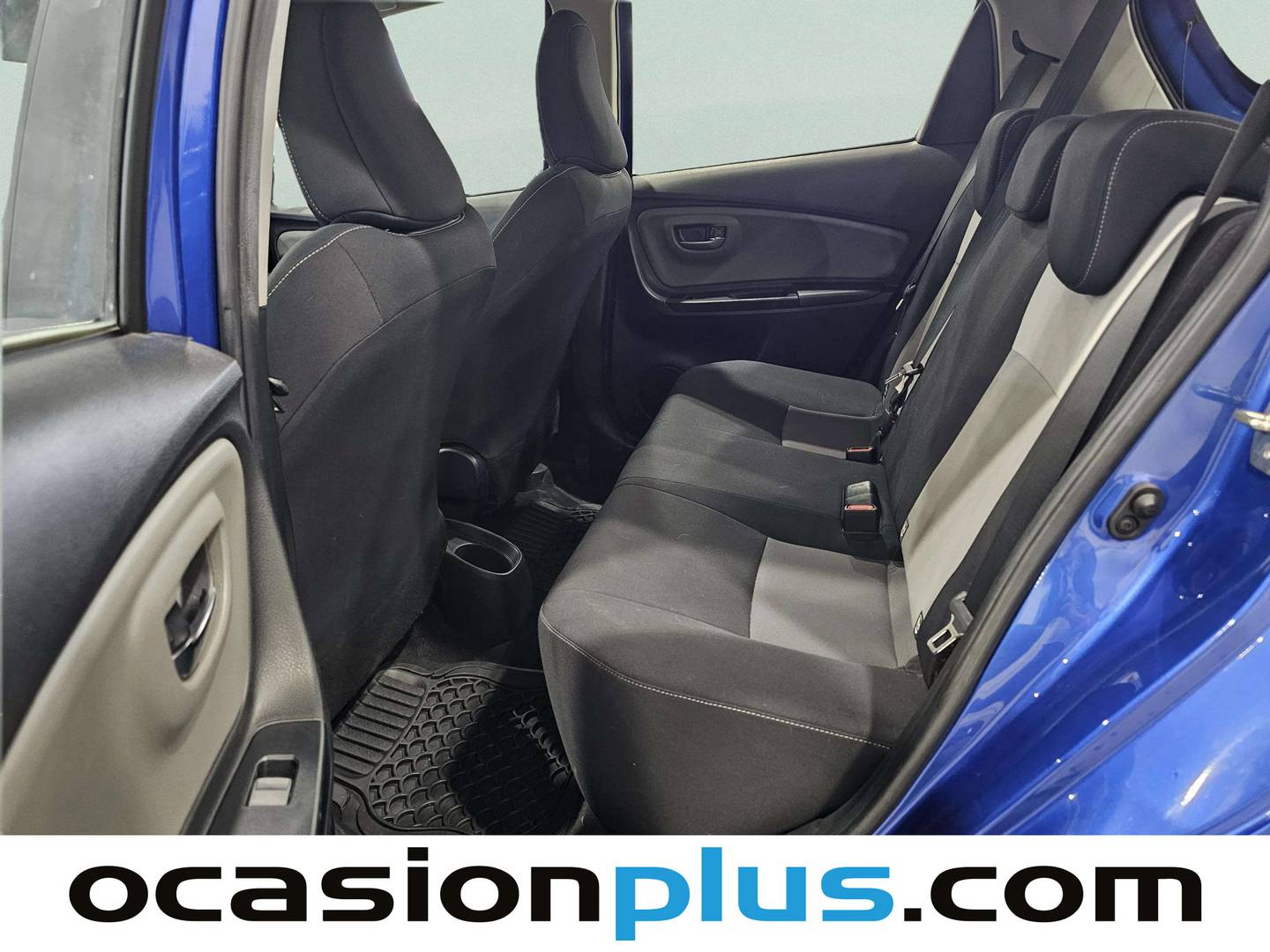 Foto asientos traseros Toyota Yaris Toyota Yaris 1.5 Active (111 CV)