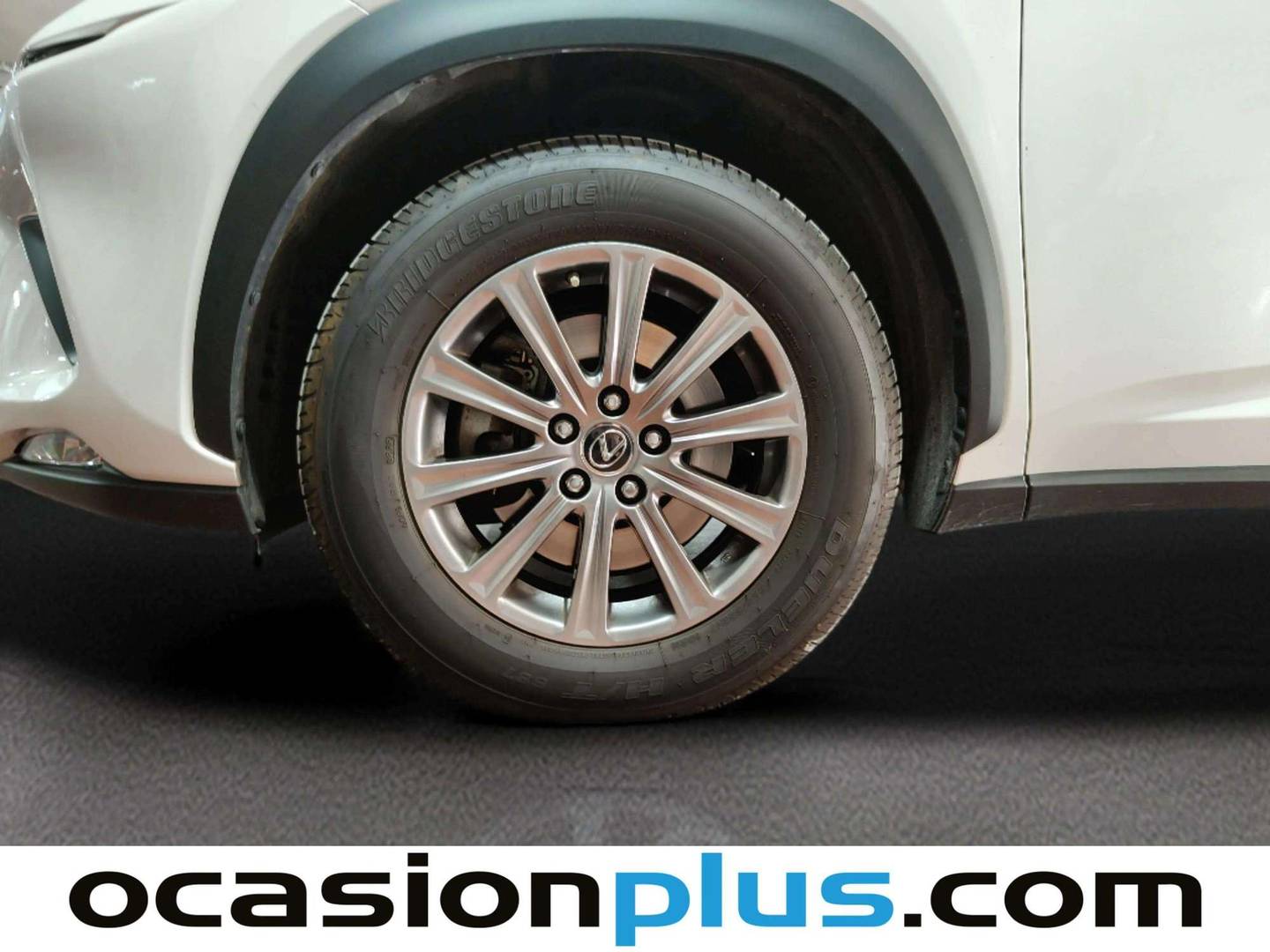 Lexus NX Lexus NX 300h Business Navigation 2WD (197 CV) 197cv