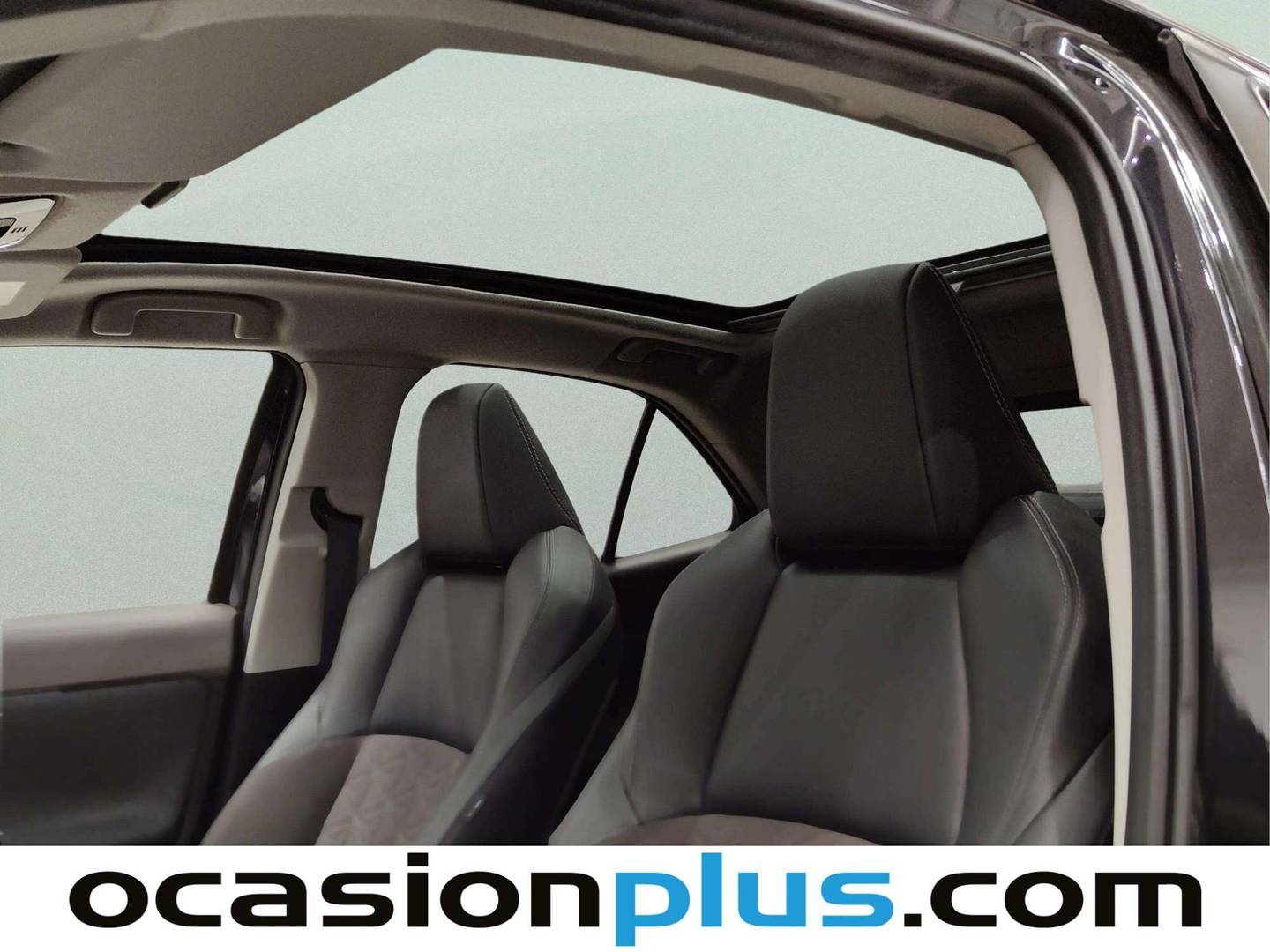 Extras y acabados del Toyota Yaris Cross Toyota Yaris Cross 120H Style Plus (116 CV)