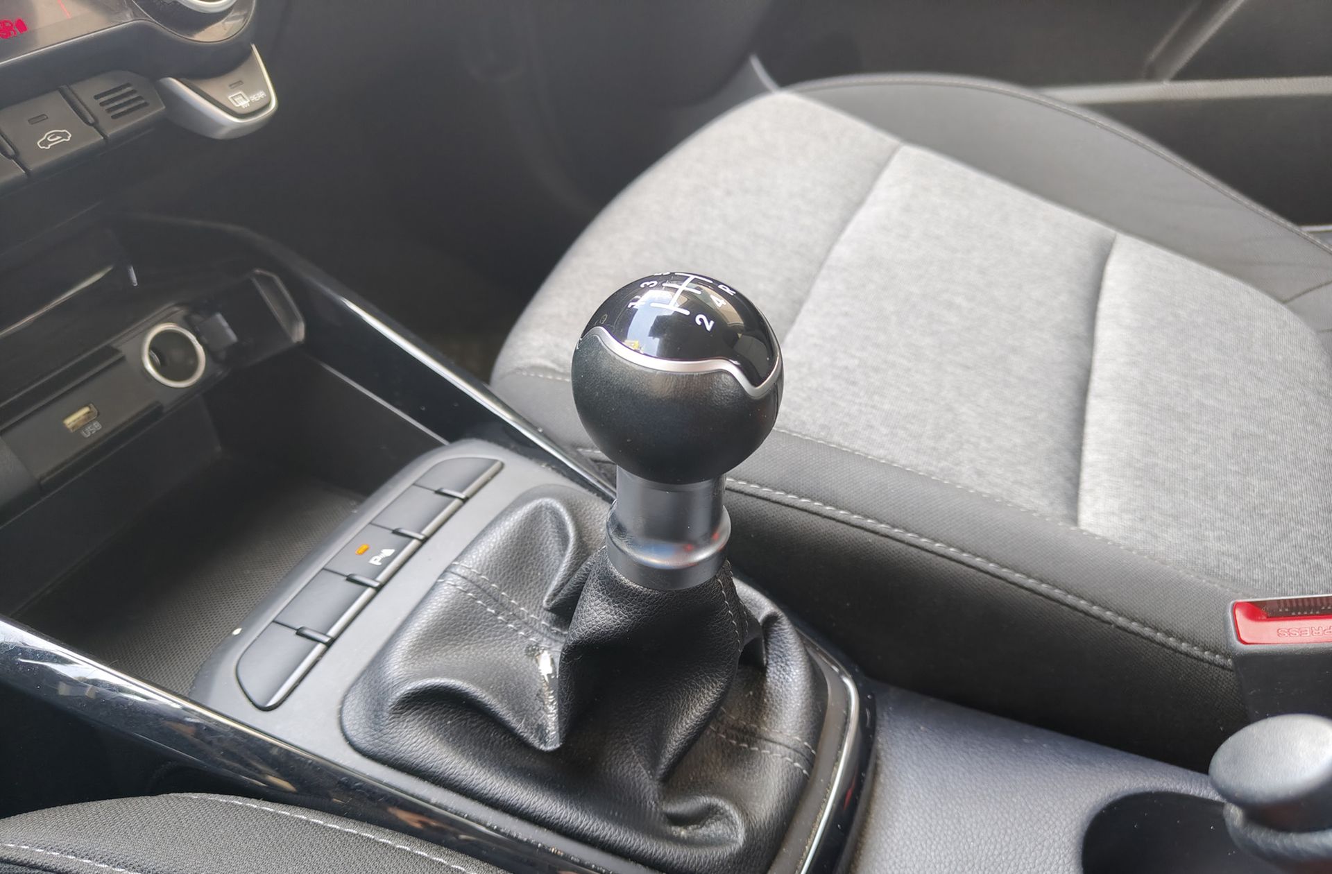 Kia Stonic 1.2 DPi Drive - foto 5