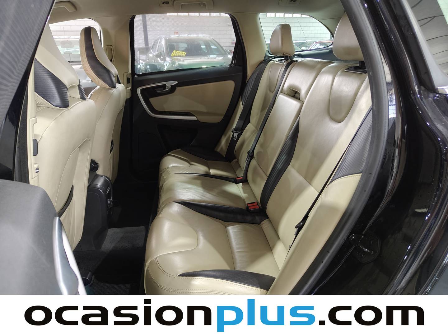 Foto asientos traseros Volvo XC60 Volvo XC60 D5 R-Design AWD Auto (205 CV)