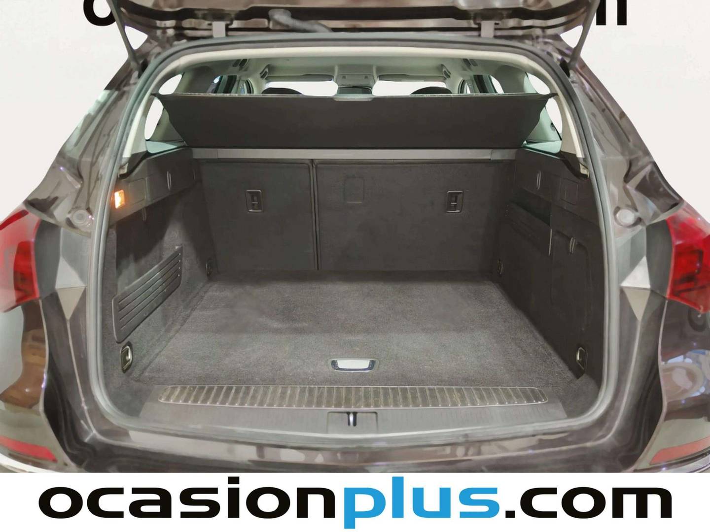 Fotos maletero Opel Astra Opel Astra Sports Tourer 1.6 CDTI S&S Excellence (136 CV)