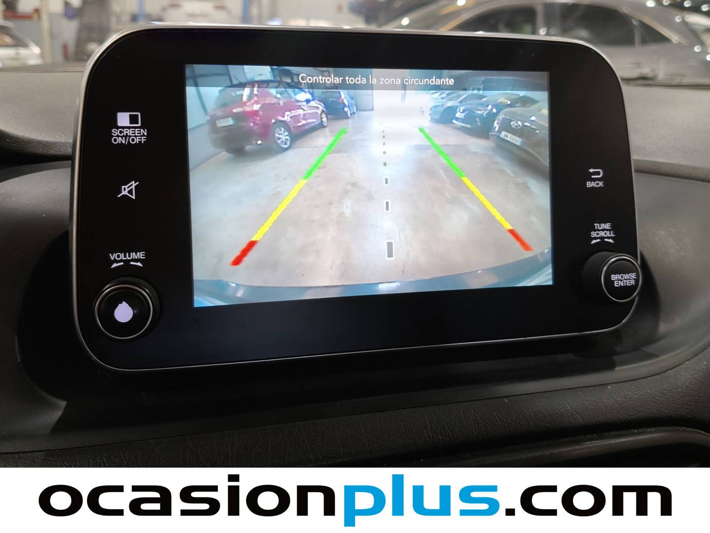 Extras y acabados del Fiat Tipo Fiat Tipo Sedan 1.4 16v Lounge (95 CV)
