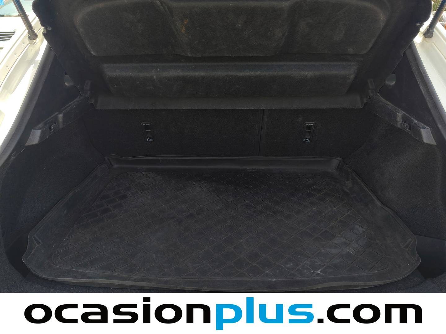Fotos maletero Nissan QASHQAI Nissan Qashqai Qashqai dCi 110 N-Connecta 4x2 (110 CV)