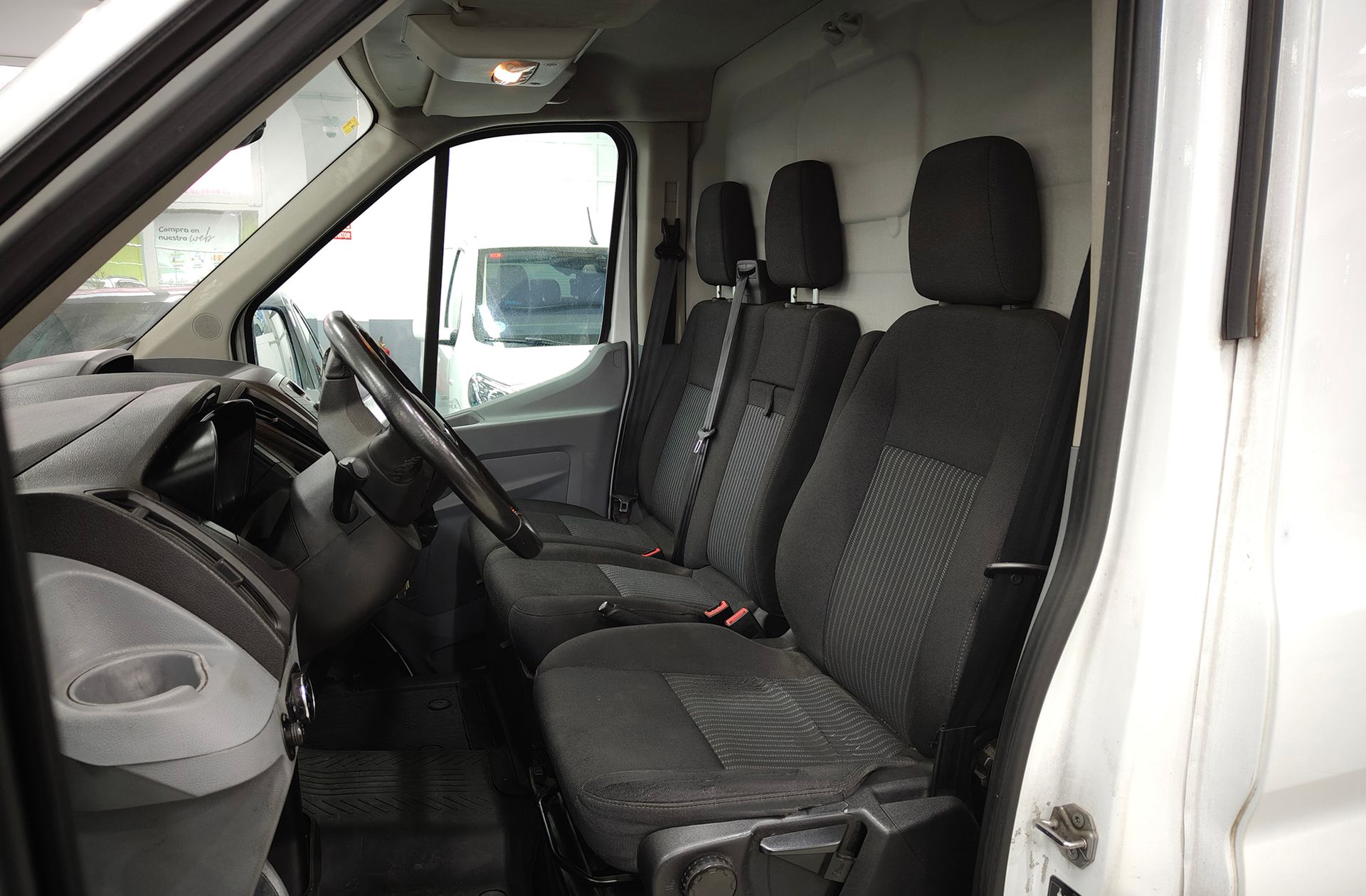 Ford Transit Furgon 350 L3H2 Trend Delantera - foto 8