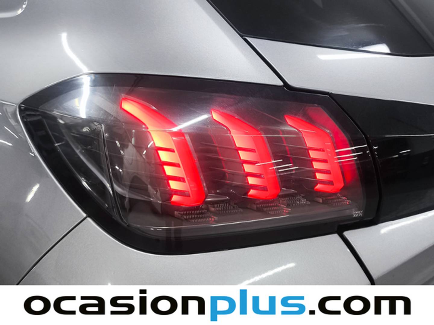 Peugeot 208 Peugeot 208 BlueHDi 100 Allure (100 CV) manual