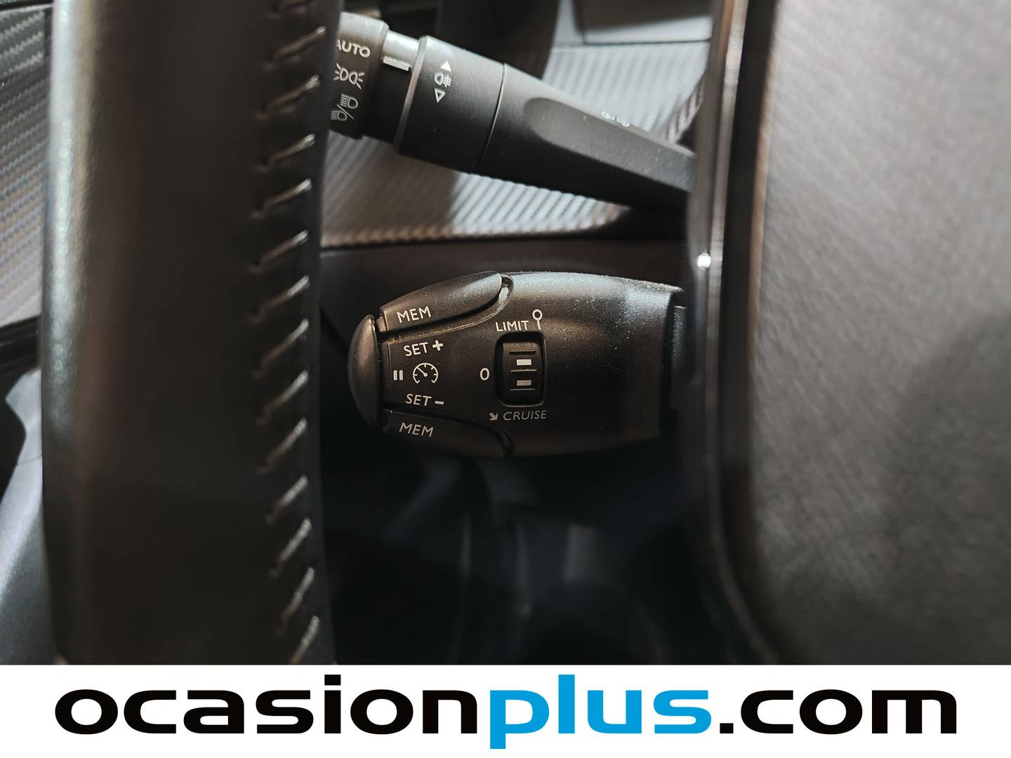 Foto Peugeot 2008 Peugeot 2008 PureTech 100 S&S Allure (100 CV)