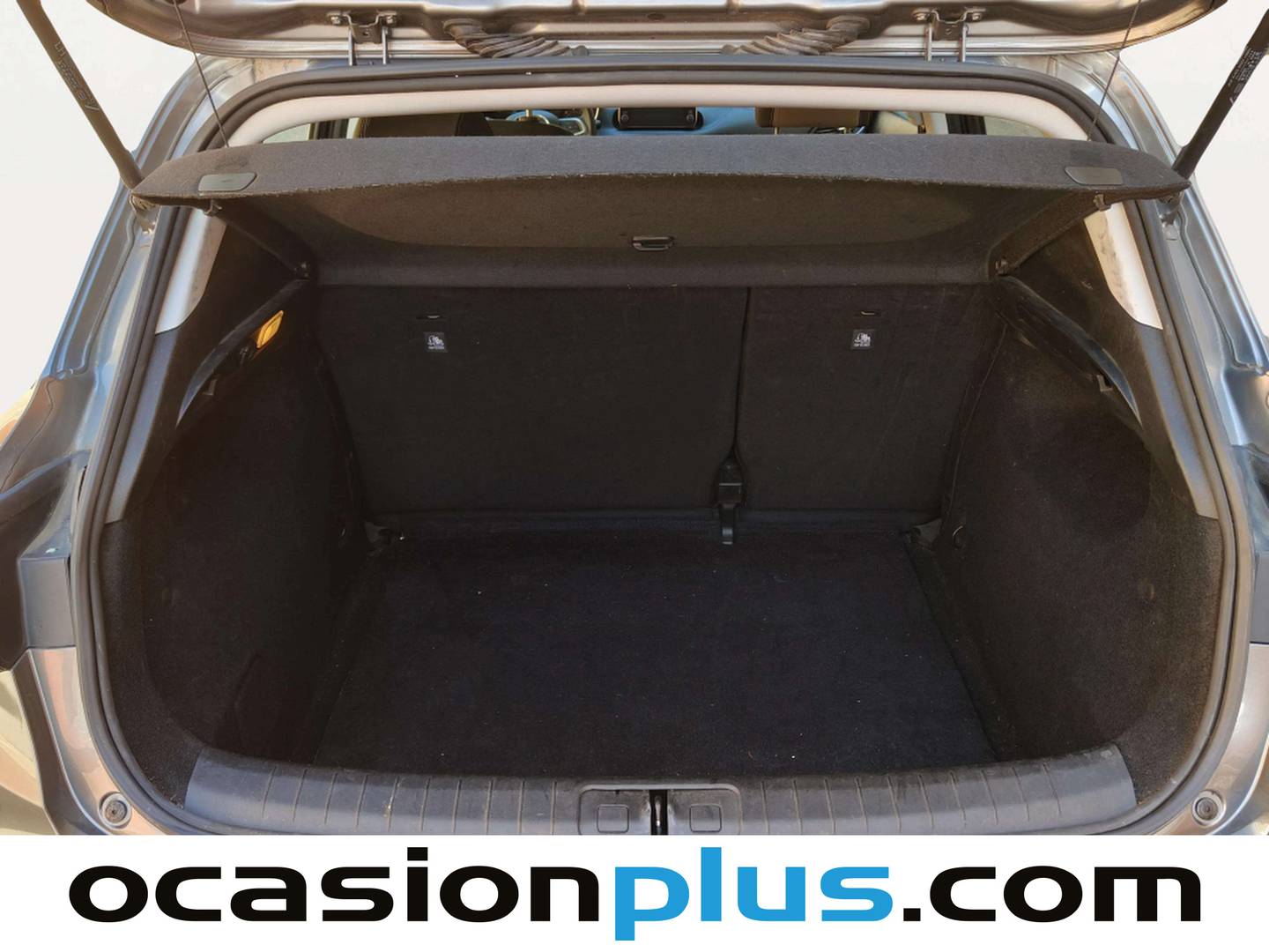 Fotos maletero Fiat Tipo Fiat Tipo 1.6 Multijet Lounge (120 CV)