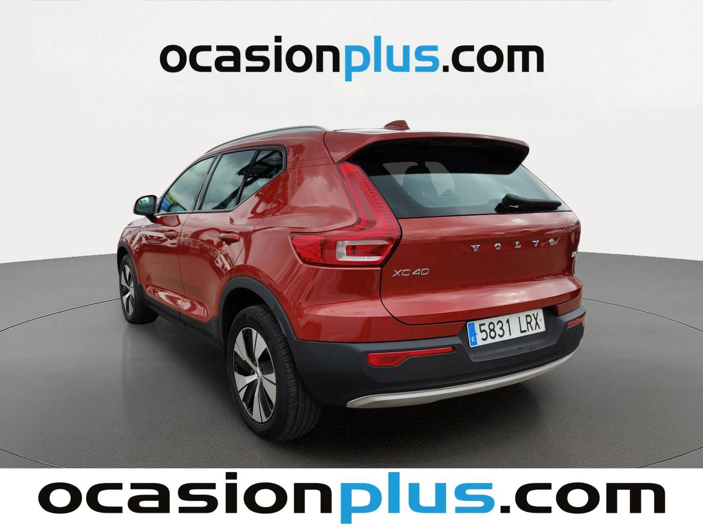 Foto trasera Volvo XC40 Volvo XC40 T3 Momentum Pro Auto (163 CV) izquierda