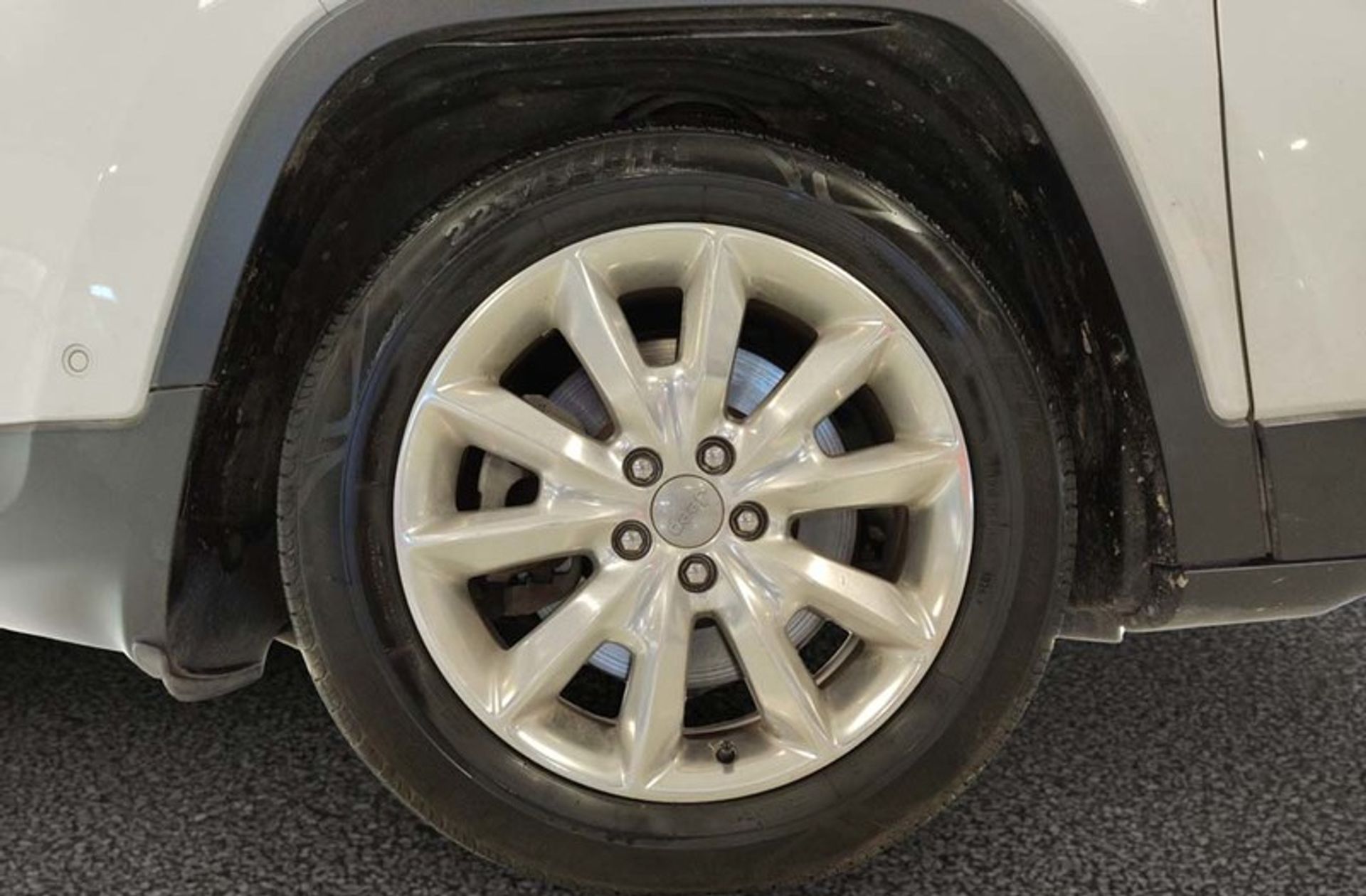 Jeep Cherokee 2.0 CRD Limited 4x2 - foto 39