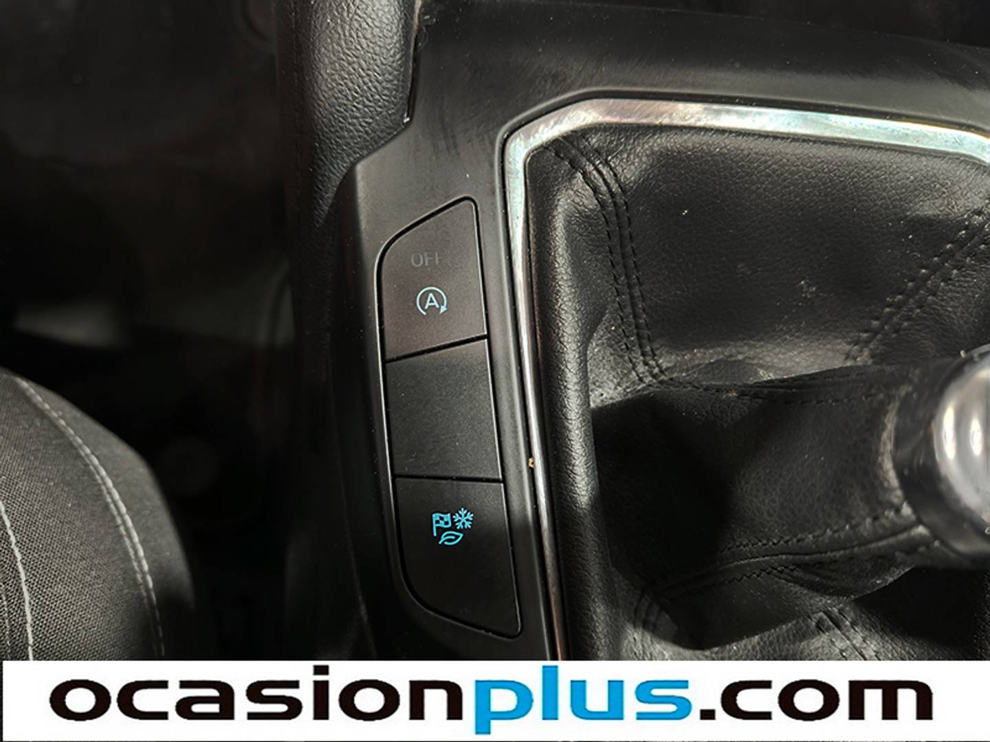 Foto Ford Kuga Ford Kuga 1.5 EcoBlue Trend (120 CV)