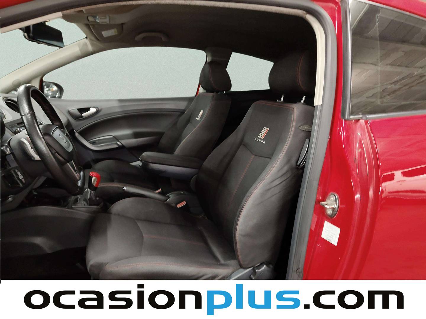 Foto asientos delanteros Seat Ibiza Seat Ibiza SC 1.6 TDI Reference ITech 30 Aniversario (90 CV)