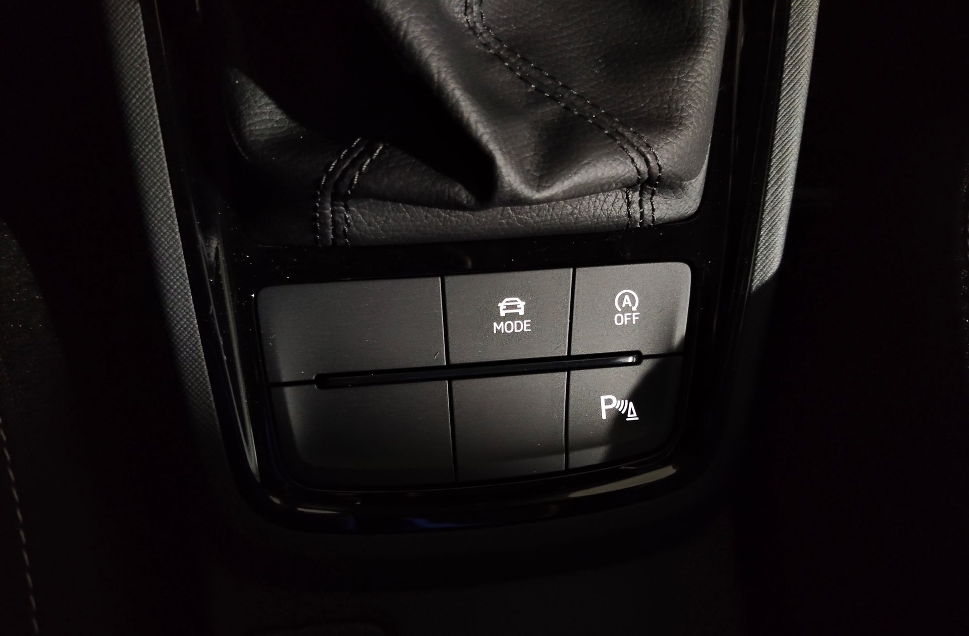 Škoda Kamiq 1.0 TSI Selection DSG - foto 10