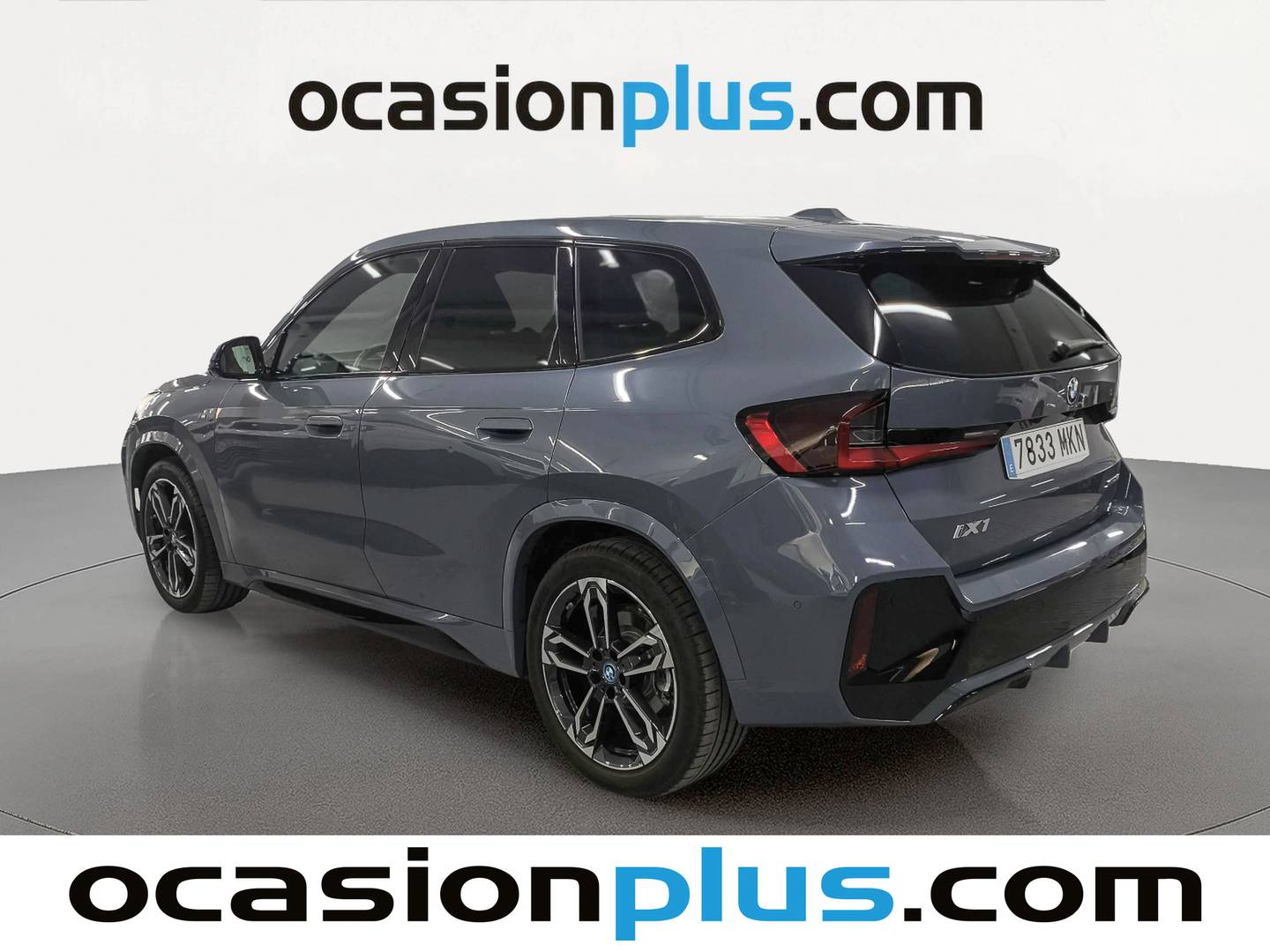 Foto trasera BMW iX1 BMW iX1 xDrive30 (313 CV) Pack M izquierda