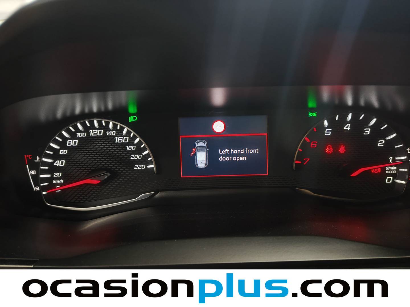 Foto Peugeot 208 Peugeot 208 PureTech 100 Allure (100 CV)