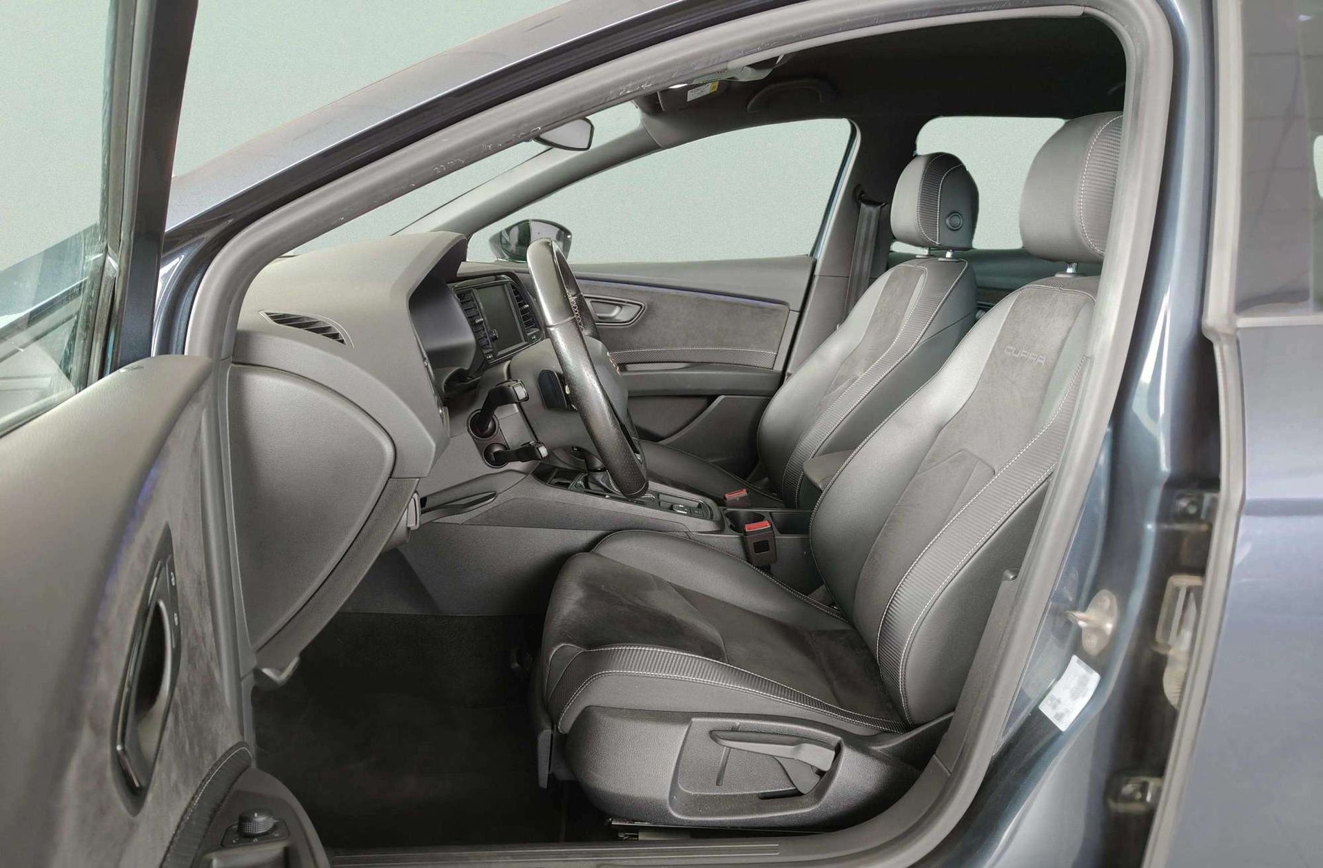 SEAT León 2.0 TSI Cupra DSG - foto 13