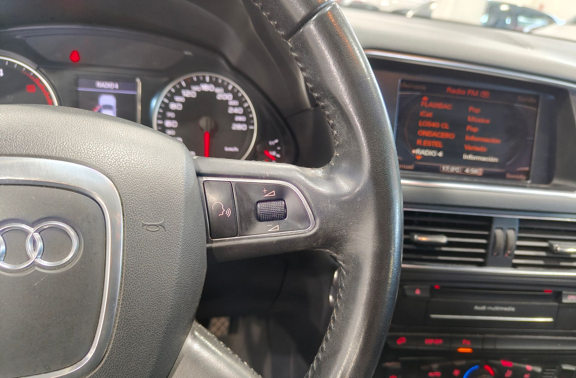 Audi Q5 2.0 TDI DPF quattro S tronic - foto 26