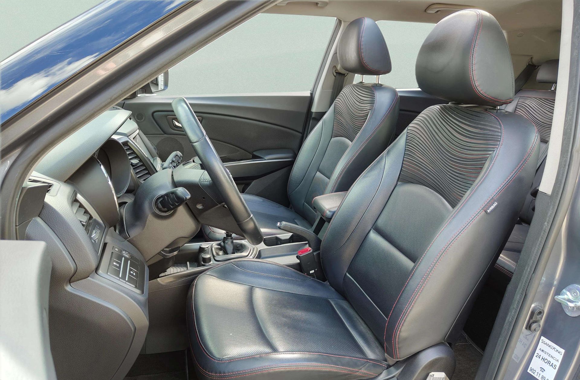 SsangYong XLV D16T Limited - foto 12