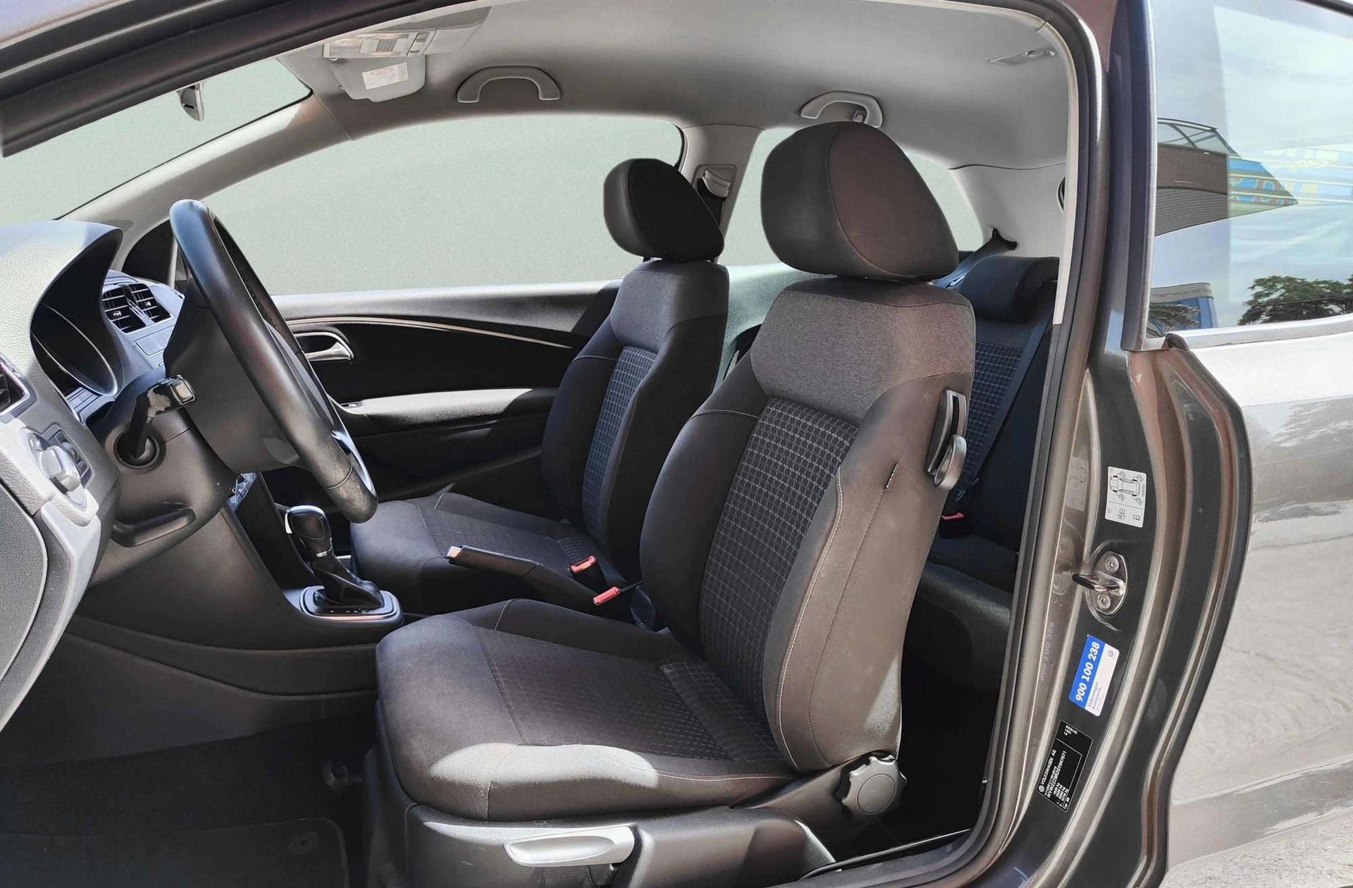 Volkswagen Polo Advance 1.2 TSI BMT DSG - foto 8