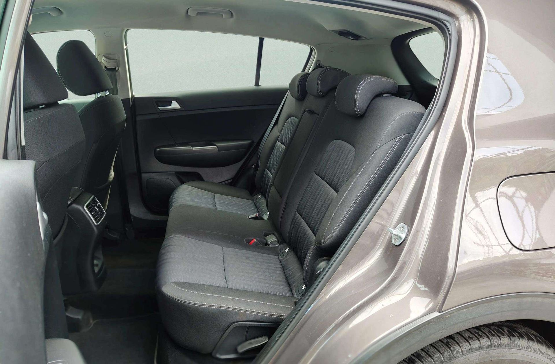 Kia Sportage 1.6 MHEV Concept 4x2 - foto 11