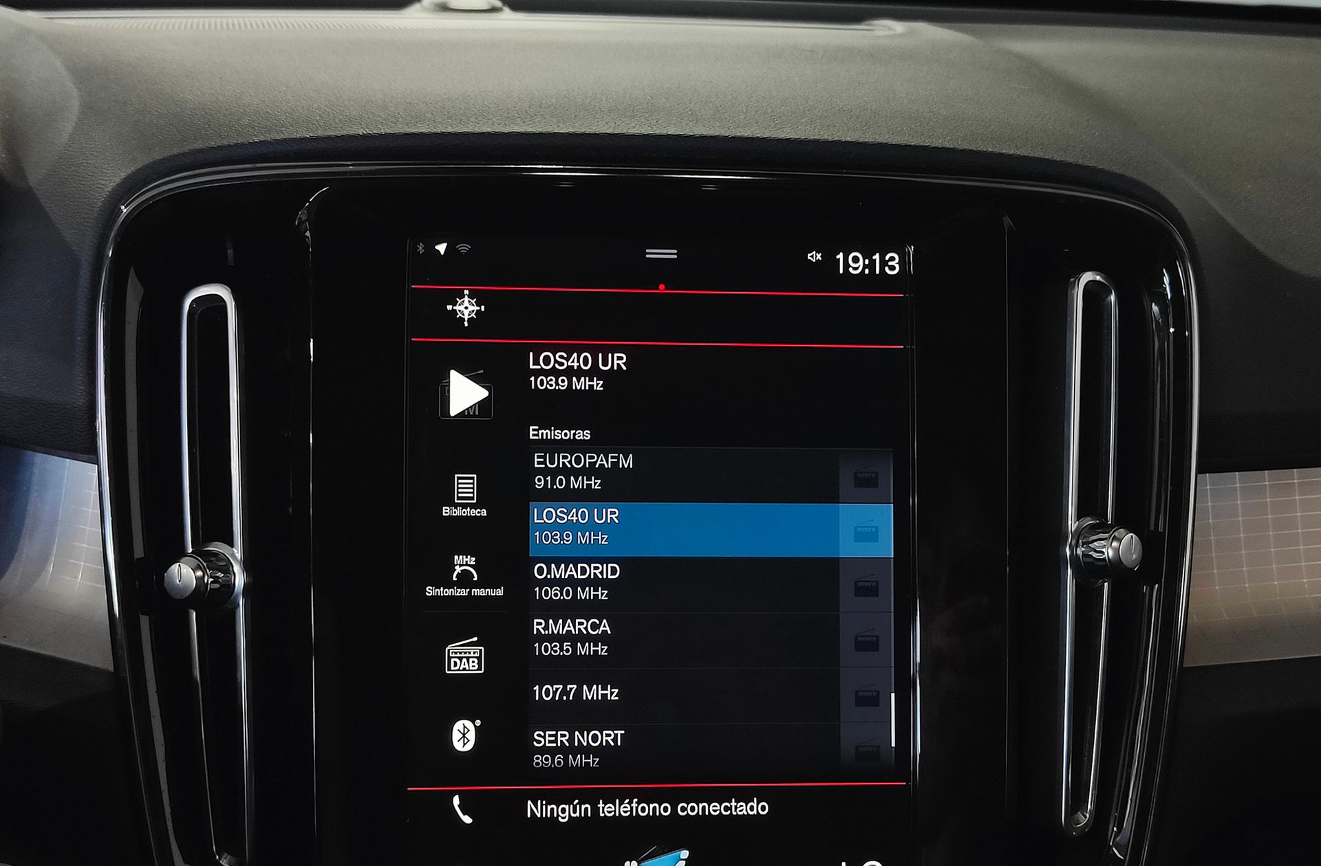 Volvo XC40 T3 Business Plus - foto 33