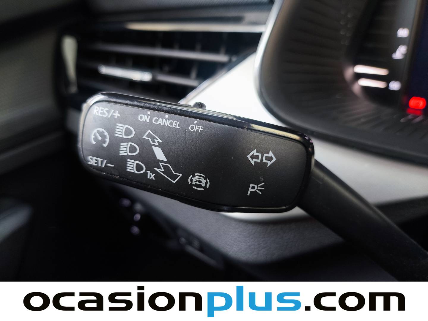 Skoda Kamiq Skoda Kamiq 1.5 TSI Sport DSG (150 CV) seminuevo