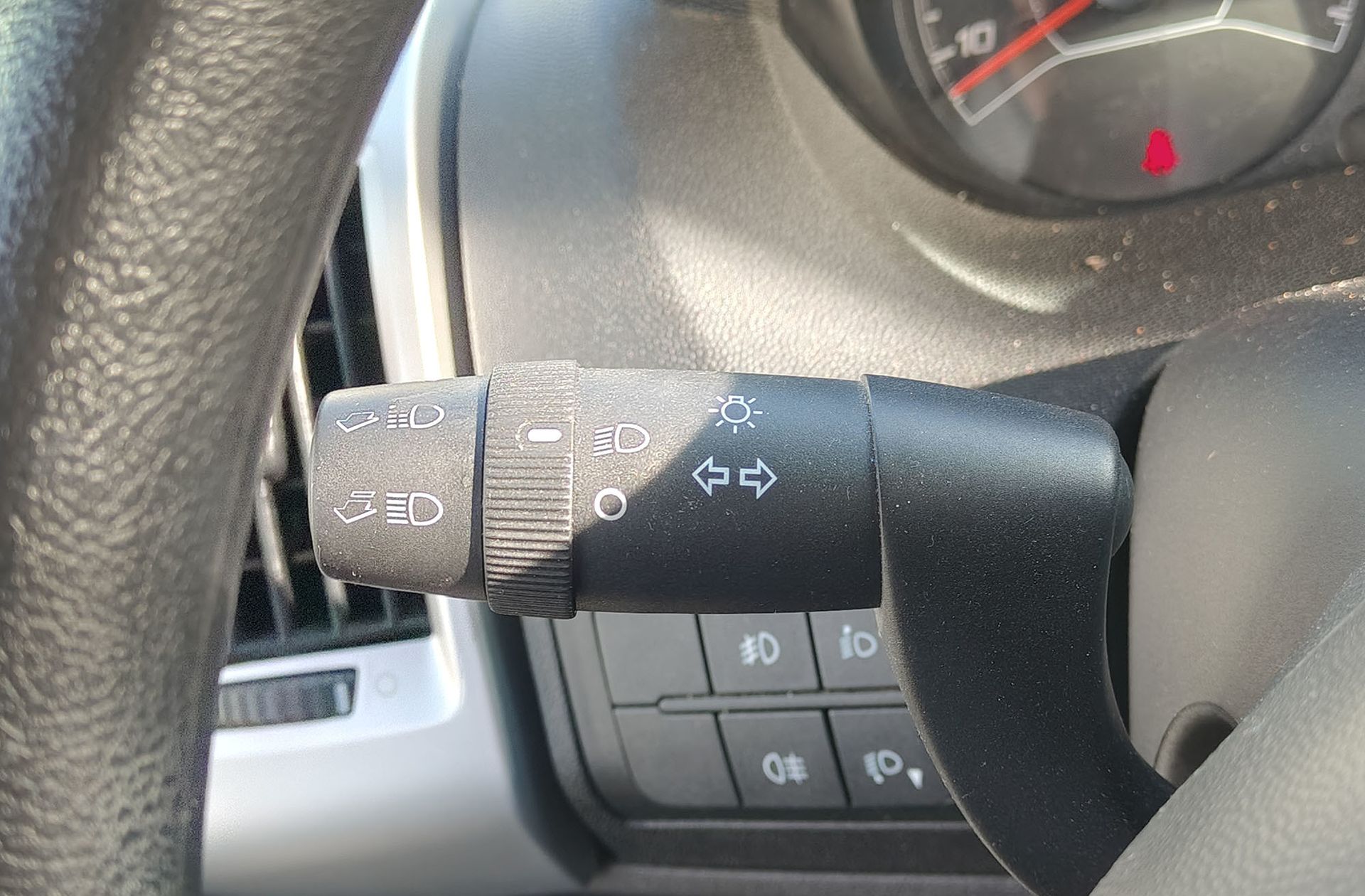 Fiat Ducato Furgon 3.0 Natural Power GNC 35 L2H1 - foto 16