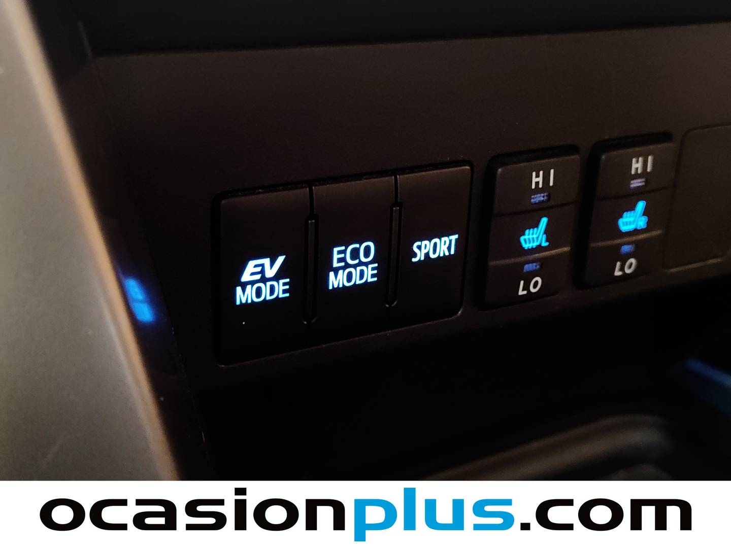 Accesorios del Toyota Rav4 Toyota Rav4 2.5l hybrid Executive 4WD (197 CV)