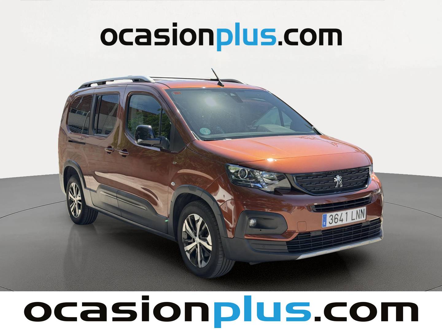 Foto delantera Peugeot Rifter Peugeot Rifter BlueHDi 130 GT Long (130 CV) derecha