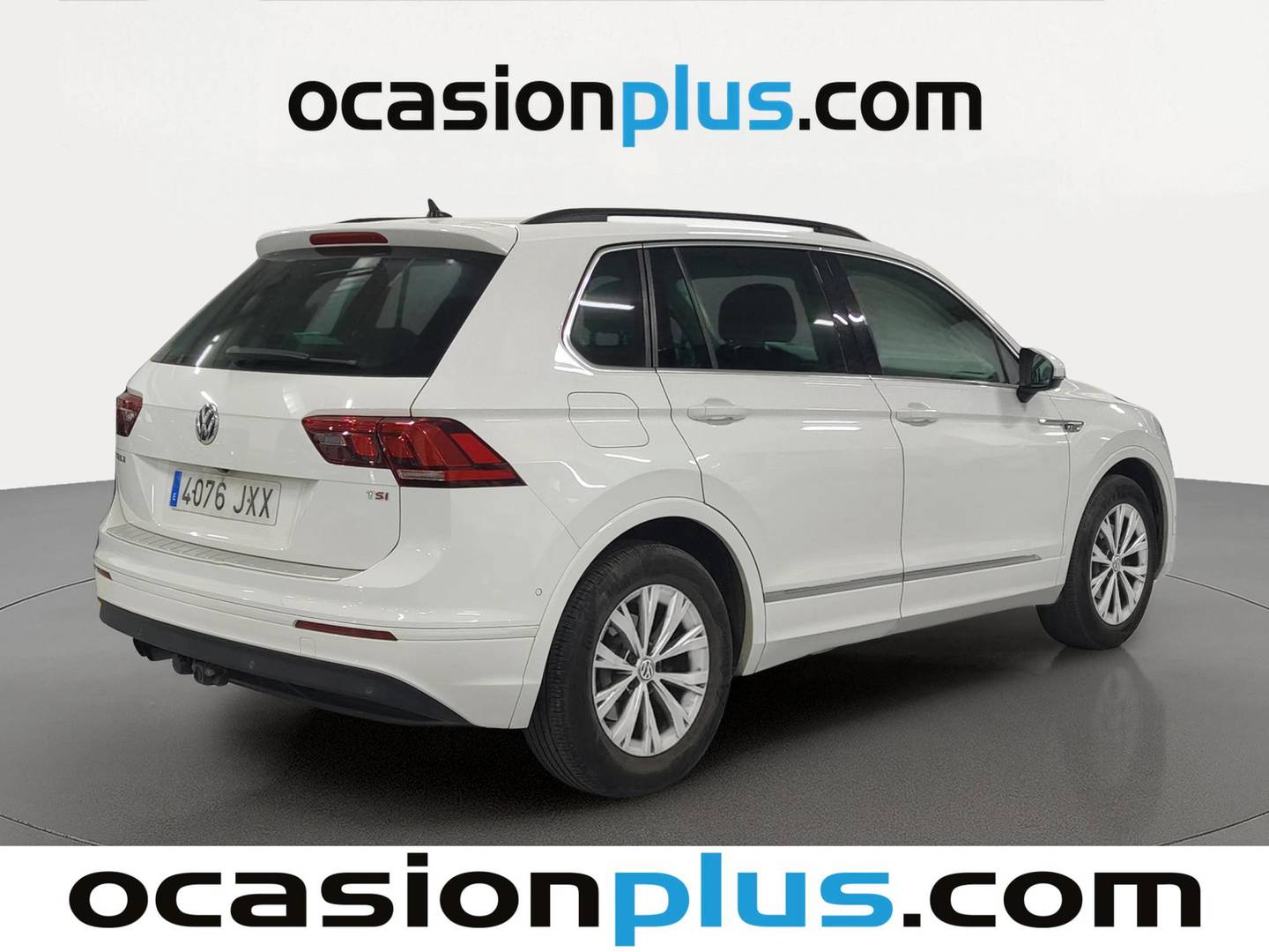 Foto trasera Volkswagen Tiguan Volkswagen Tiguan 1.4 ACT TSI BlueMotionTech (150 CV) DSG Pack R-Line derecha
