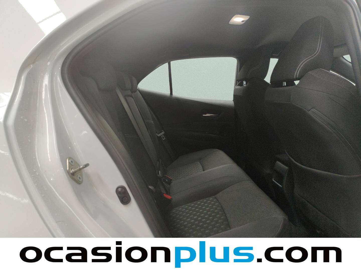 Foto Toyota Corolla Toyota Corolla 140H Active Plus (140 CV)