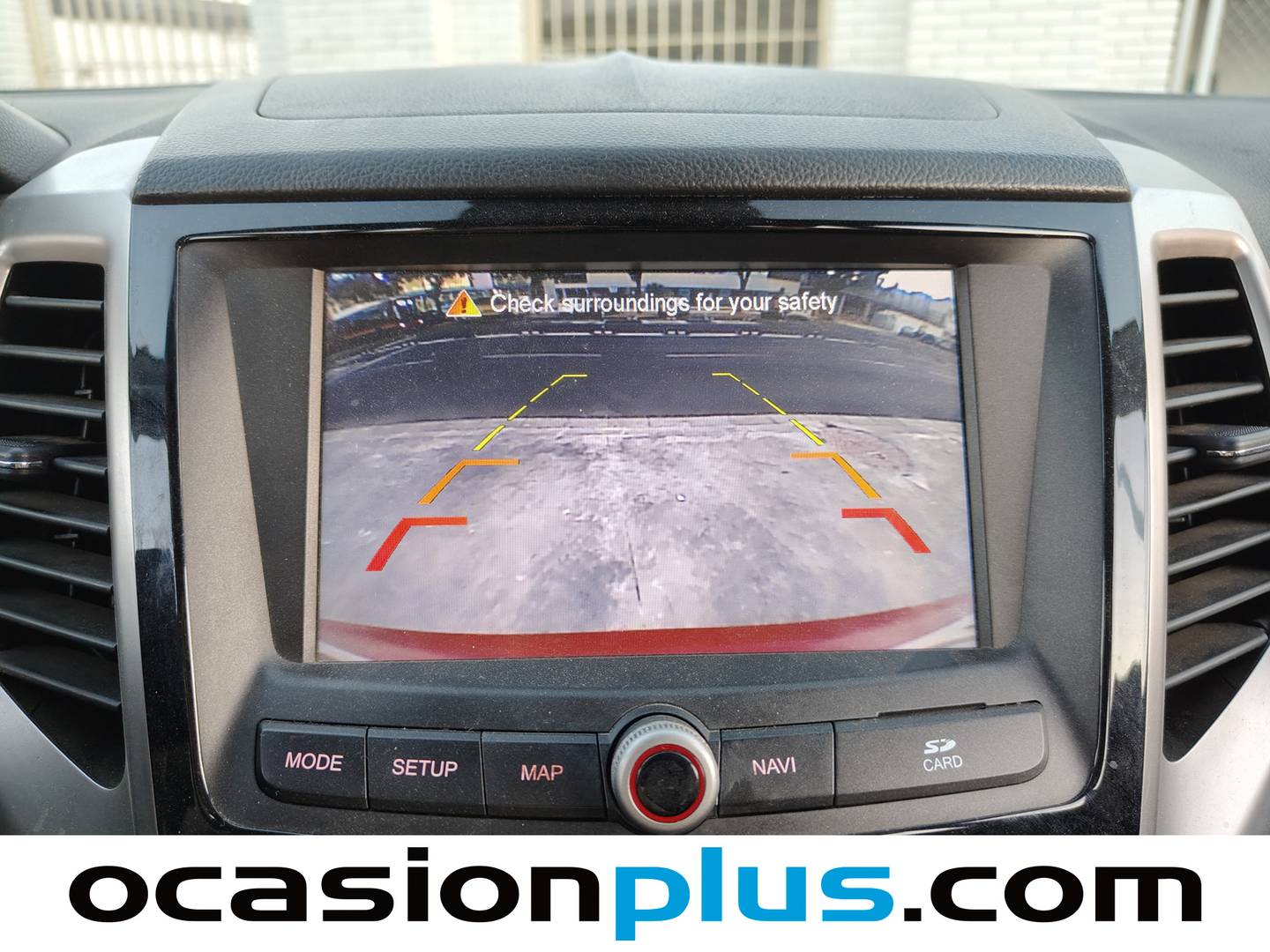 Equipamiento del SsangYong Tivoli Ssangyong Tivoli D16T Limited 4x2 (115 CV)