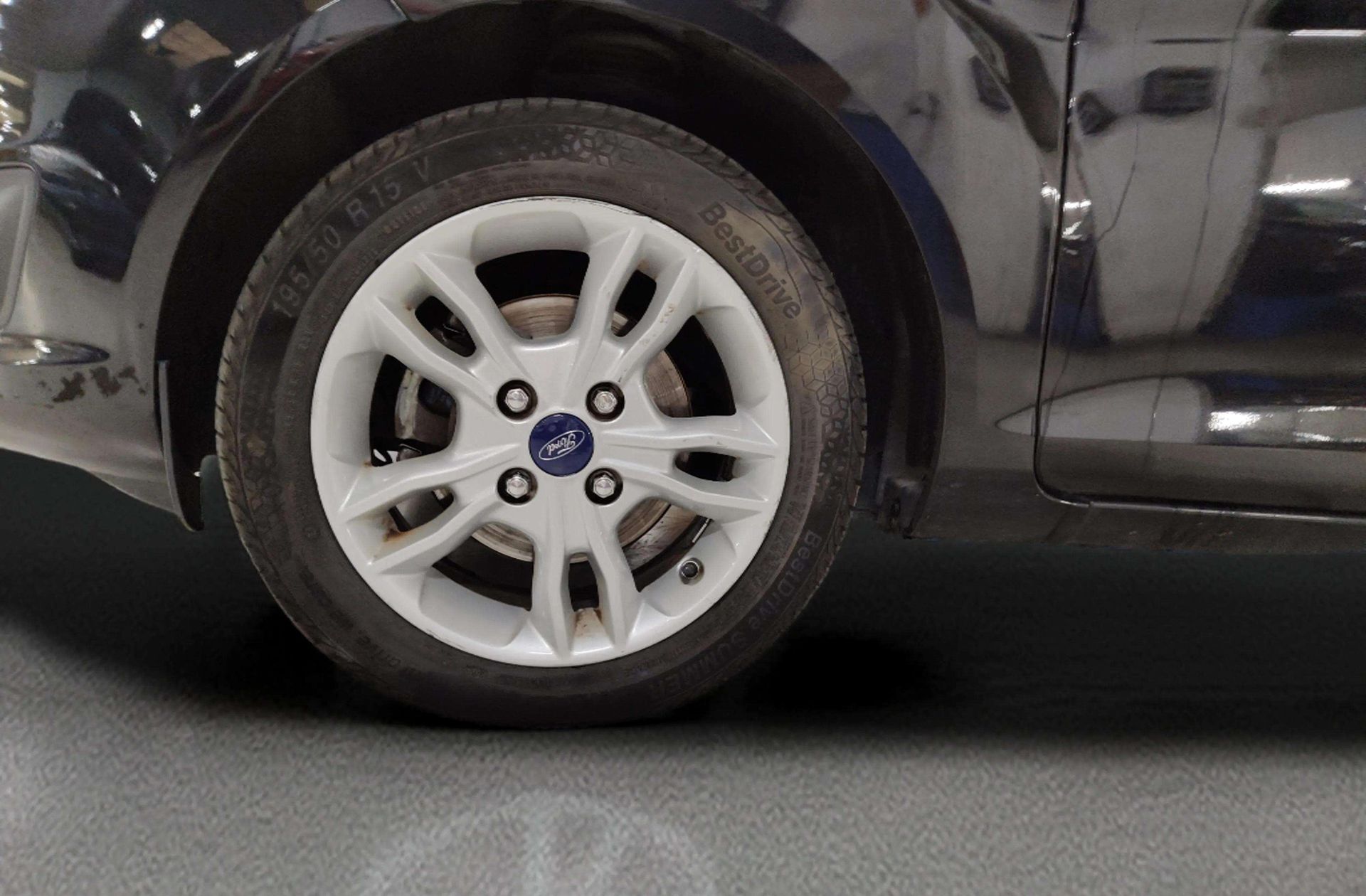 Ford Fiesta 1.0 EcoBoost Trend - foto 30