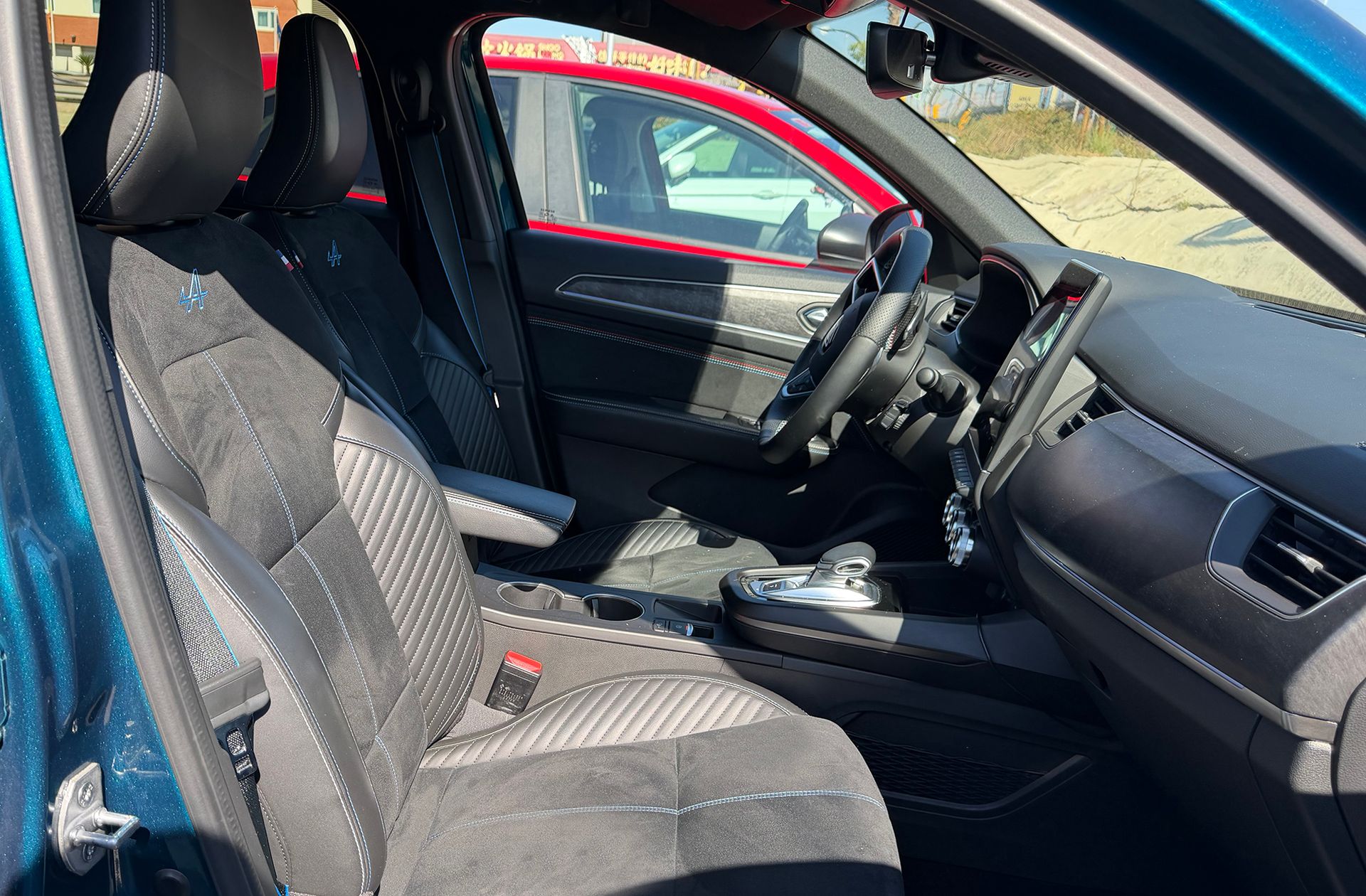 Renault Arkana Esprit Alpine TCe mild hybrid EDC - foto 15