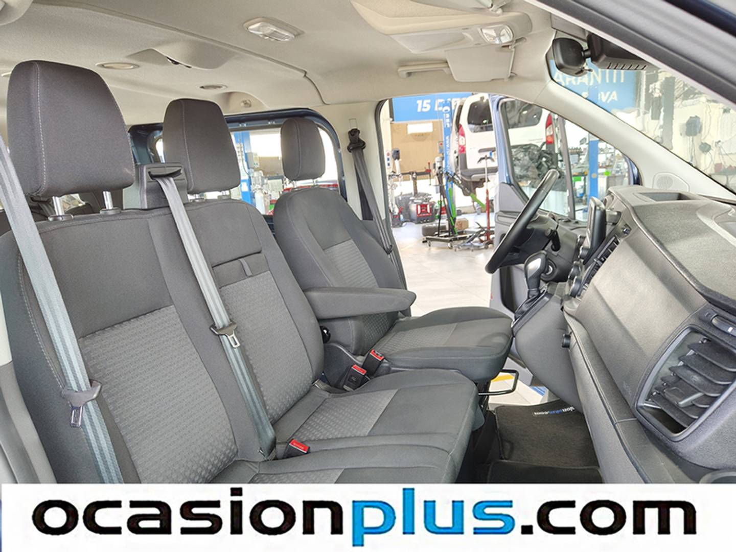 Foto Ford Transit Custom Ford Transit Custom Kombi 2.0 TDCI 320 L2 Trend (130 CV) 9 Plazas