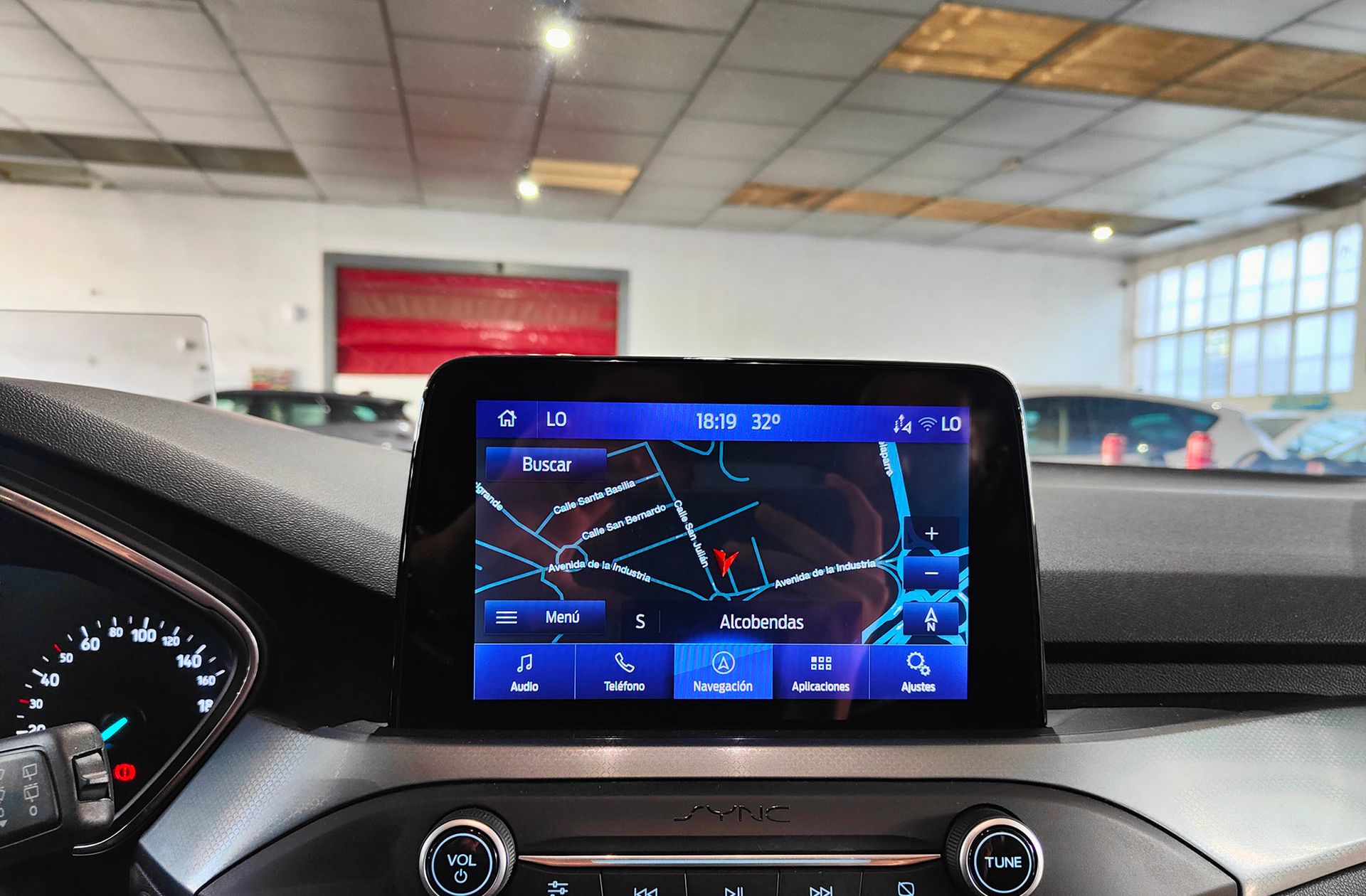 Ford Focus 1.0 EcoBoost Active - foto 8