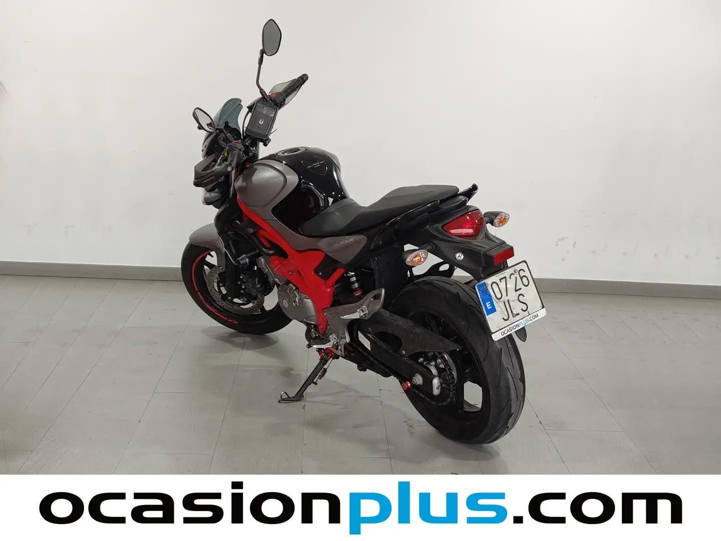 Foto Suzuki Gladius SV 650 ABS Suzuki Gladius SV 650 ABS (48 CV)