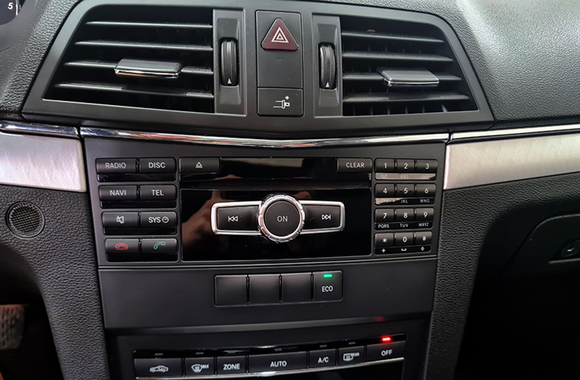 Mercedes-Benz Clase E E 220 CDI Coupe Blue Efficiency Avantgarde - foto 29