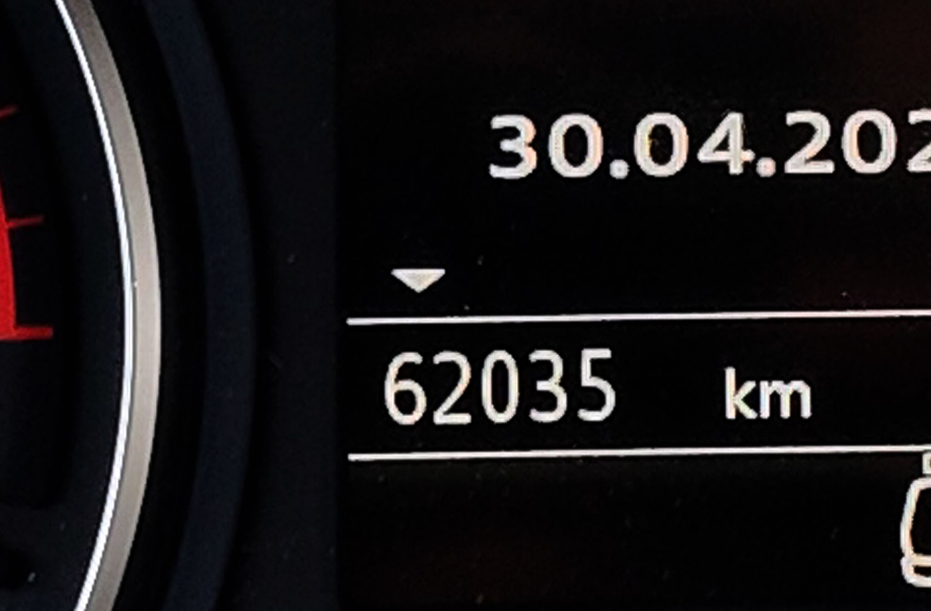 Audi Q2 30 TDI - foto 8