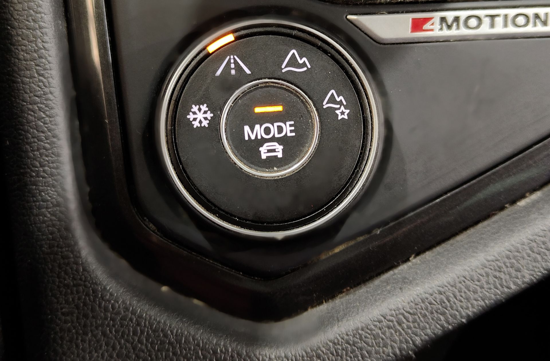 Volkswagen Tiguan Sport 2.0 TDI BMT 4Motion - foto 35